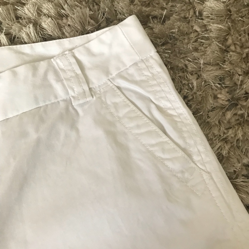 [J.Crew] Favorite fit white capris - Picture 3 of 5